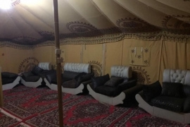 خيمة بمجلس كنب جميل خيمة بمجلس كنب جميل