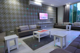 شاليه جميل بالرمال 