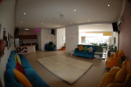 شاليه بصالة كبيرة في الرياض