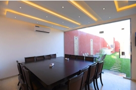 شاليهات تلمسان - طاولة طعام