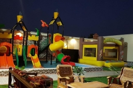 العاب مائية كبير - لاناتانا دليل شاليهات