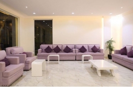 مجلس كبير - شاليهات الوارقة