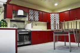 مطبخ مؤثث ومجهز 