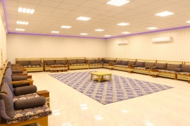 صاله داخليه كبيرة