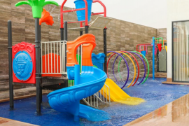 شاليه العاب مائية