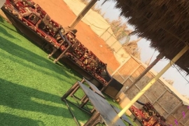 مخيم الفخامة الملكي 