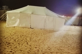 مخيم ألوان , مخيمات قريبة وفخمة