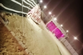 مخيم ألوان , مخيمات قريبة وفخمة