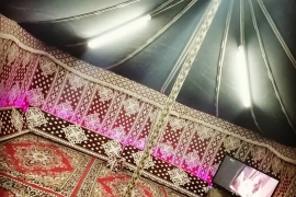 مخيم ألوان , مخيمات قريبة وفخمة