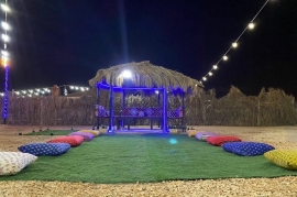 جلسات خارجية وعريش في مخيم السعادة بالرياض