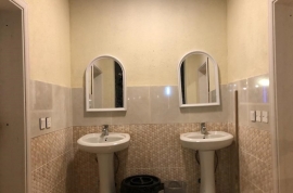 حمامات ومغاسل المخيم حمامات ومغاسل المخيم