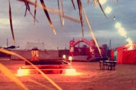 العاب هوائية في المخيم 