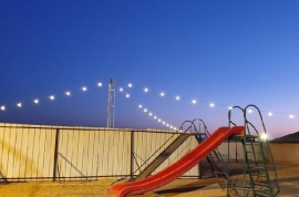 العاب اطفال في مخيم الوصال